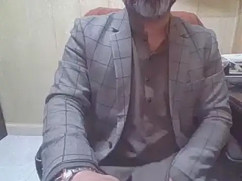 Snapshot of hairymaster95 chatting on February 12, 2026, 4:34 am hairymaster95 online show from February 12, 2026, 4:34 am