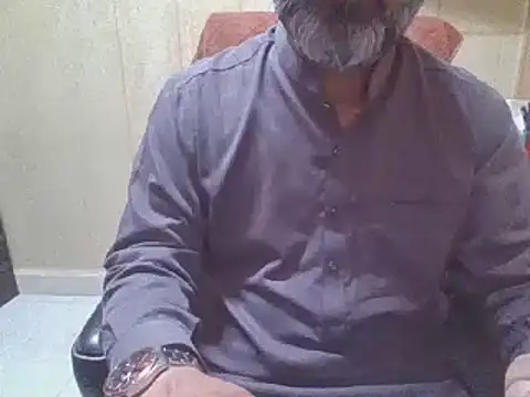 Snapshot of hairymaster95 chatting on March 17, 2026, 5:54 am hairymaster95 online show from March 17, 2026, 5:54 am