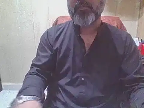 Snapshot of hairymaster95 chatting on March 19, 2026, 6:46 am hairymaster95 online show from March 19, 2026, 6:46 am