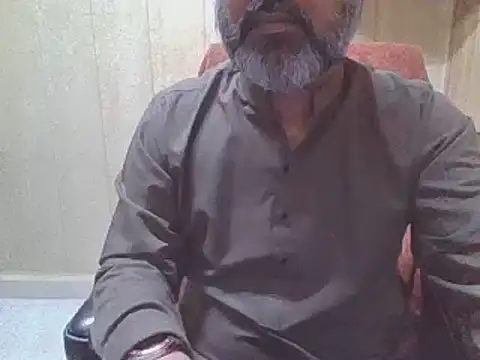 Snapshot of hairymaster95 chatting on March 11, 2026, 7:24 am hairymaster95 online show from March 11, 2026, 7:24 am