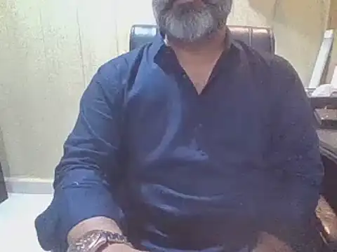 Snapshot of hairymaster95 chatting on July 28, 2026, 4:09 am hairymaster95 online show from July 28, 2026, 4:09 am