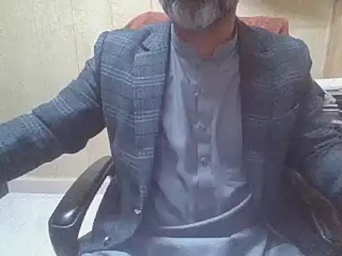 Snapshot of hairymaster95 chatting on February 10, 2026, 6:23 am hairymaster95 online show from February 10, 2026, 6:23 am