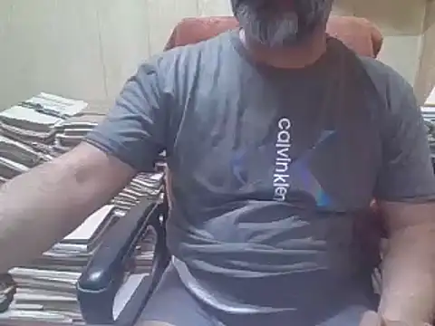 hairymaster95 online show from November 2, 2025, 7:57 am