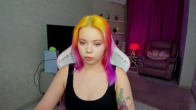 Snapshot of EnergyBunny_1 chatting on June 7, 2026, 5:29 pm EnergyBunny 1 online show from June 7, 2026, 5:29 pm