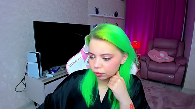 EnergyBunny 1 online show from October 14, 2025, 6:19 pm