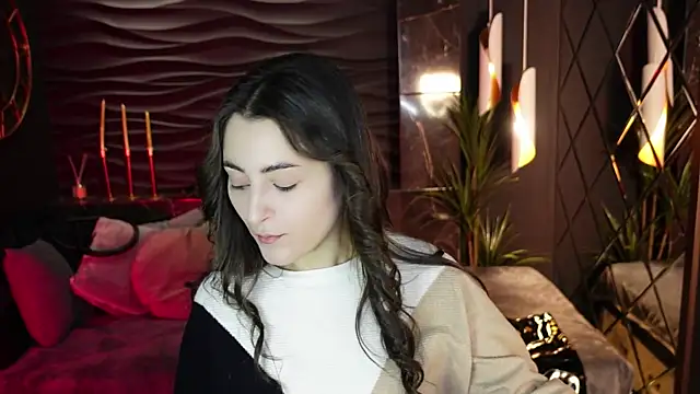 KylieMellow online show from September 27, 2025, 5:35 am