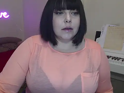 Snapshot of BettyMilla chatting on March 25, 2026, 1:32 pm BettyMilla online show from March 25, 2026, 1:32 pm