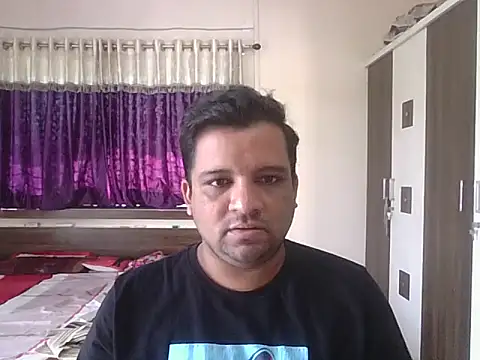 dhruv love online show from October 6, 2025, 4:13 am