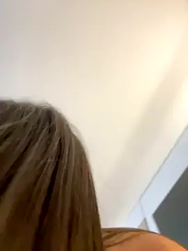 Alyshanon18 online show from October 2, 2025, 9:18 pm