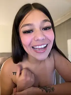 Alyshanon18 online show from September 10, 2025, 10:09 pm