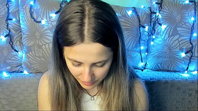 MaggieCake online show from May 8, 2026, 2:26 am