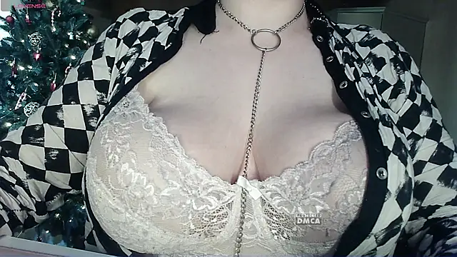 Mrs Dream online show from July 11, 2026, 4:02 am