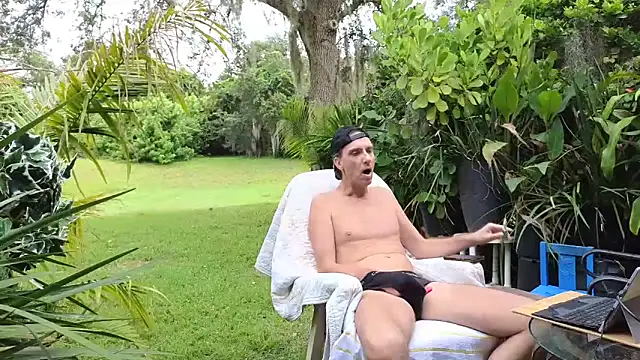 Snapshot of eliberator1777 chatting on September 13, 2025, 9:26 pm eliberator1777 online show from September 13, 2025, 9:26 pm