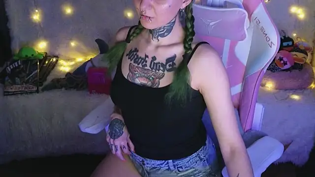 Ginger Stay online show from April 23, 2026, 12:29 pm