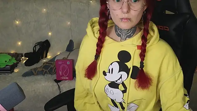 Ginger Stay online show from October 30, 2025, 12:31 am