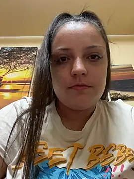 adelline online show from April 28, 2026, 7:51 pm
