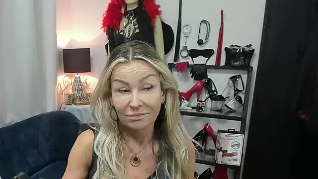crystaLUX online show from July 6, 2026, 4:41 am
