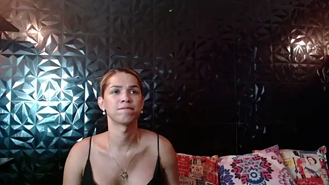 PINK  LOLA1 online show from June 11, 2026, 8:50 pm