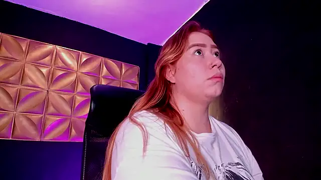 Snapshot of hannamartinn chatting on October 1, 2025, 12:31 pm hannamartinn online show from October 1, 2025, 12:31 pm