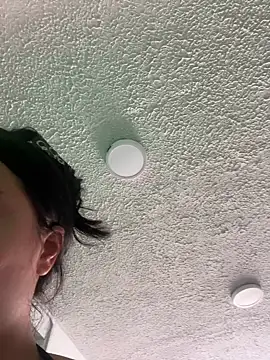 KallyMyller1 online show from February 18, 2026, 8:38 pm