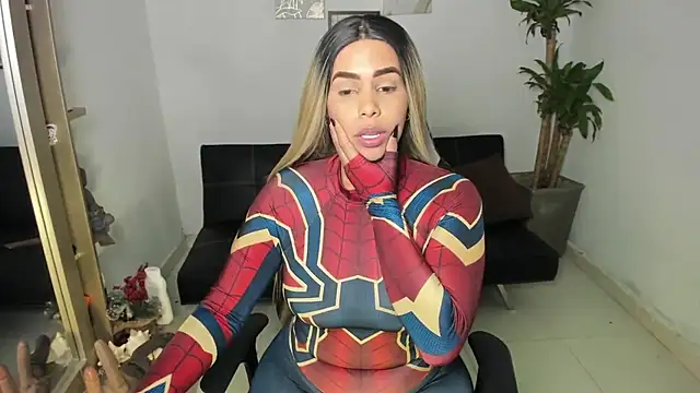 alyssannVhm online show from October 3, 2025, 2:04 am