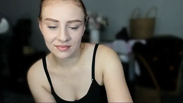 KindKristy online show from July 25, 2026, 5:04 am
