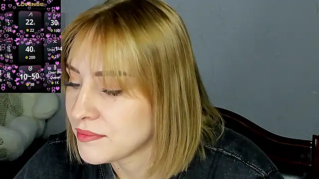 KindKristy online show from September 23, 2025, 4:52 am