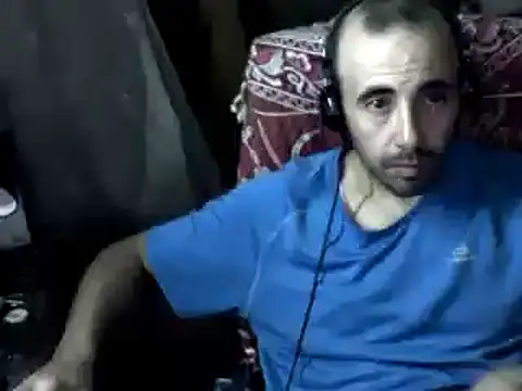 Snapshot of big_heart chatting on November 3, 2025, 9:18 pm big heart online show from November 3, 2025, 9:18 pm