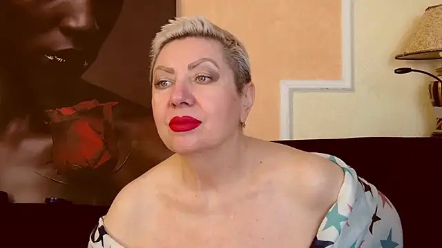 LadyPosh online show from November 5, 2025, 10:13 pm