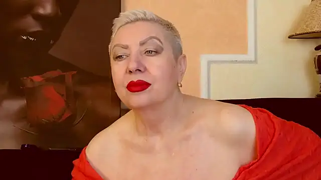 LadyPosh online show from October 14, 2025, 8:53 pm