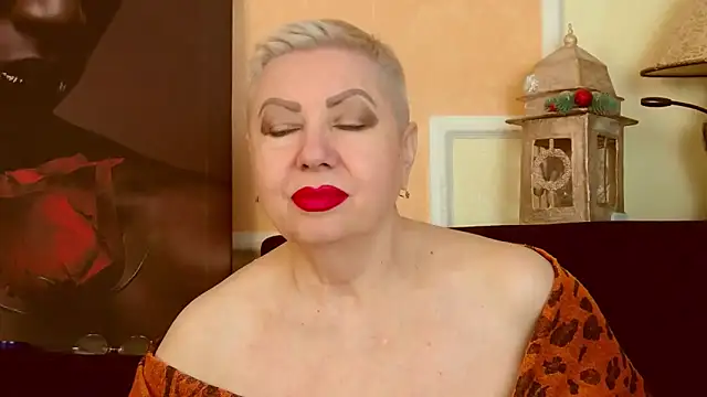LadyPosh online show from April 22, 2026, 10:16 pm