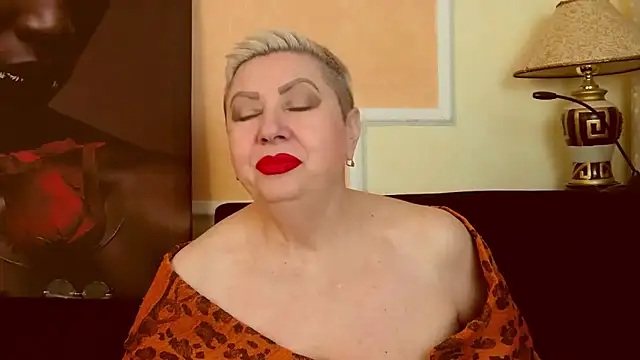 LadyPosh online show from May 6, 2026, 7:07 pm