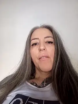 vamporasuccubus19777 online show from October 2, 2025, 6:33 pm