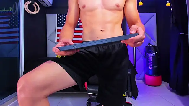 Aydenmiller96 online show from February 5, 2025, 12:31 am