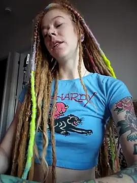 LucidLucy online show from October 4, 2025, 11:56 am