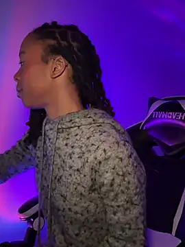 thebrattygoddess online show from March 8, 2025, 5:38 am