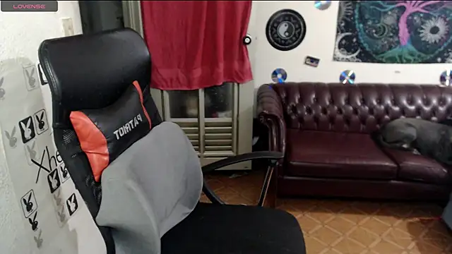 xherry horny online show from February 19, 2025, 5:05 am