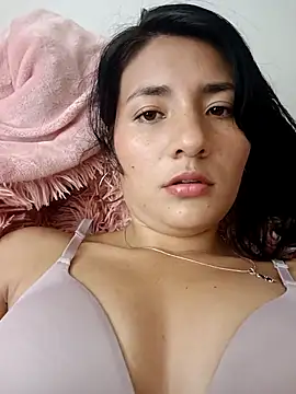 emily honter online show from February 21, 2025, 6:37 pm