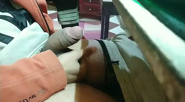 growing20yo online show from February 7, 2025, 11:24 pm