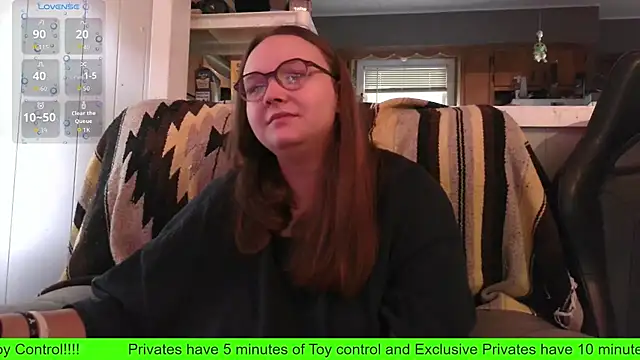 Snapshot of ZeTurtleMaster chatting on October 6, 2025, 5:24 pm ZeTurtleMaster online show from October 6, 2025, 5:24 pm