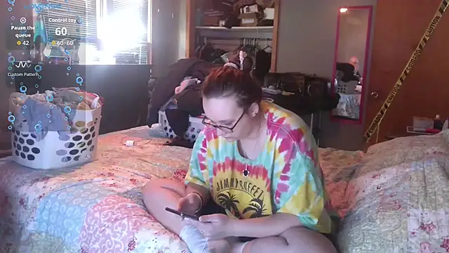 Snapshot of ZeTurtleMaster chatting on November 4, 2025, 7:50 pm ZeTurtleMaster online show from November 4, 2025, 7:50 pm