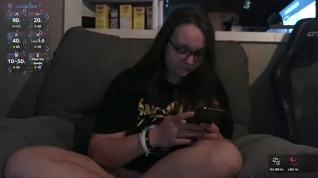 Snapshot of ZeTurtleMaster chatting on October 19, 2025, 12:24 am ZeTurtleMaster online show from October 19, 2025, 12:24 am