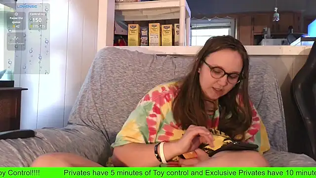 Snapshot of ZeTurtleMaster chatting on October 11, 2025, 10:44 pm ZeTurtleMaster online show from October 11, 2025, 10:44 pm