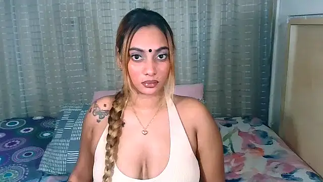 sexyindianchic online show from November 28, 2025, 7:36 pm