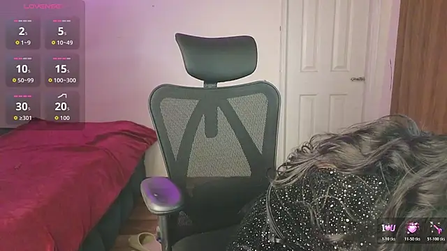 DarlingJenny22 online show from December 19, 2025, 9:06 pm