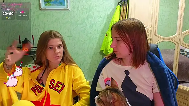 DanaMartina online show from October 10, 2025, 5:25 pm