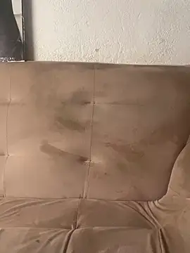 angellhott online show from February 26, 2026, 7:47 pm