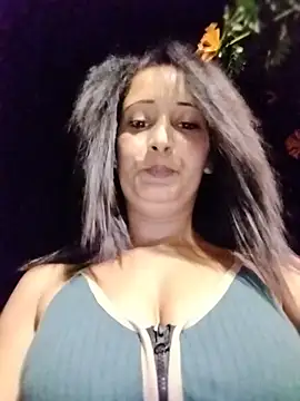 Alina03210 online show from June 30, 2026, 8:20 pm