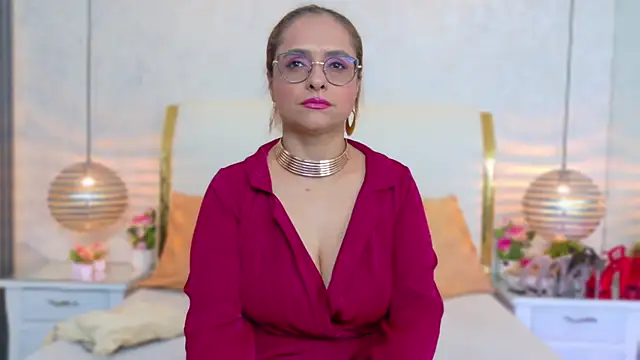 Snapshot of MarilynVega1 chatting on June 22, 2026, 9:01 pm MarilynVega1 online show from June 22, 2026, 9:01 pm