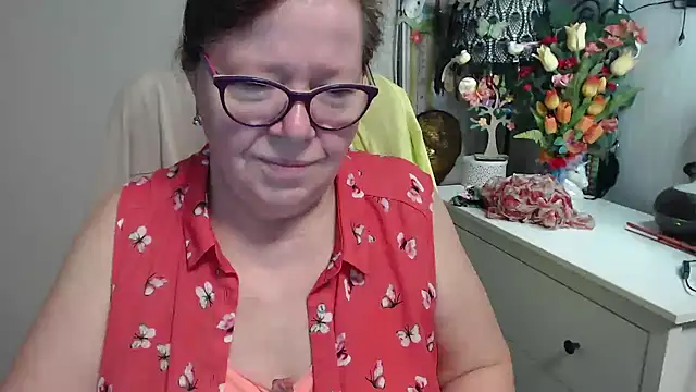 Snapshot of Adelewildx chatting on March 16, 2026, 5:44 am Adelewildx online show from March 16, 2026, 5:44 am